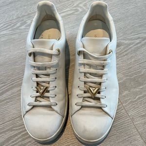 Louis Vuitton Sneakers - Size 38.5